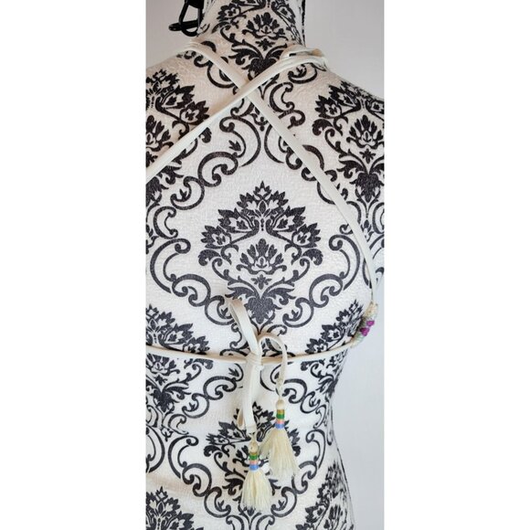 ISABELLA ROSE Women's Bikini Top Brallete Small Beige Embroidered Cross-Back - Picture 7 of 7